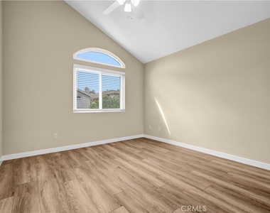 1309 Hunt Terrace - Photo Thumbnail 17