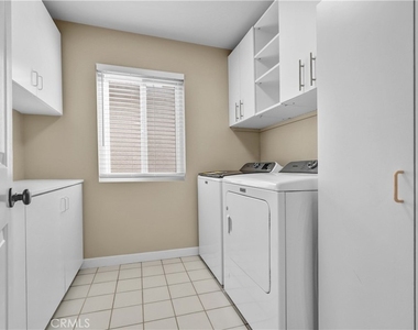1309 Hunt Terrace - Photo Thumbnail 14