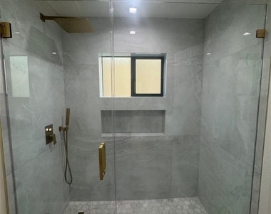 2846 Fairmount - Photo Thumbnail 7