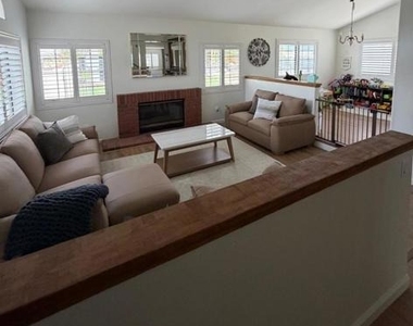 5760 Casa Grande Way - Photo Thumbnail 8