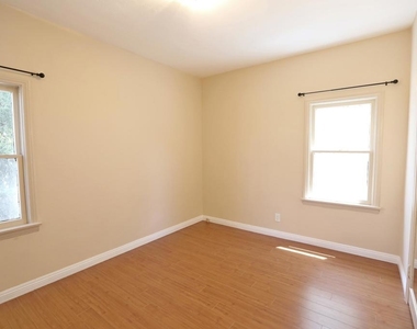 126 S Olive Avenue - Photo Thumbnail 9