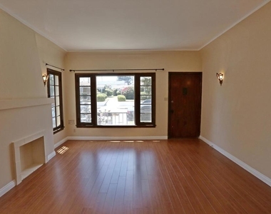 126 S Olive Avenue - Photo Thumbnail 2