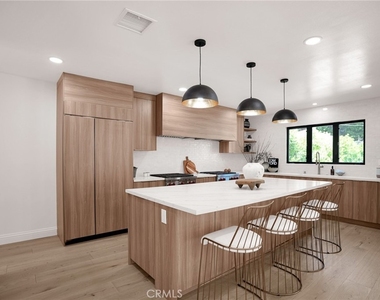 1012 Cory Avenue - Photo Thumbnail 18