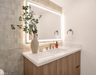 1012 Cory Avenue - Photo Thumbnail 27