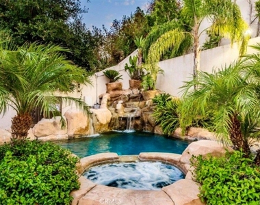 1441 Robmar - Photo Thumbnail 2