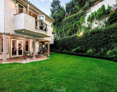 1441 Robmar - Photo Thumbnail 12