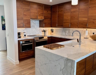 424 Stratford Court - Photo Thumbnail 35