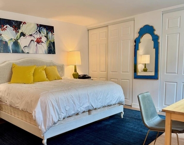424 Stratford Court - Photo Thumbnail 41