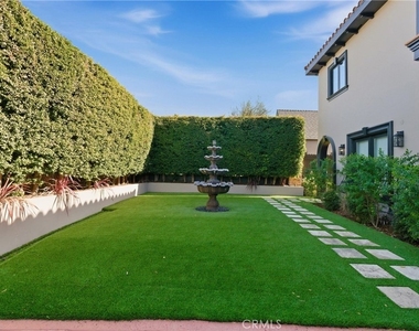 5558 Edgewood Place - Photo Thumbnail 1