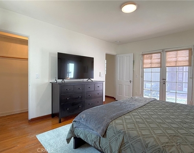 522 Westminster - Photo Thumbnail 7
