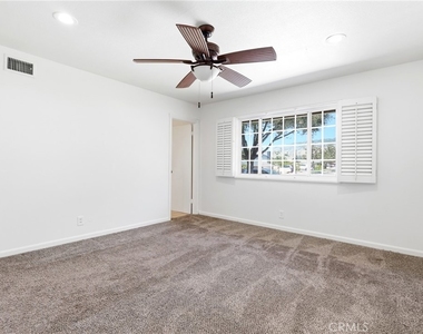 524 E Ghent - Photo Thumbnail 17