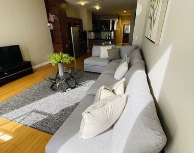 3810 Wilshire Boulevard - Photo Thumbnail 1