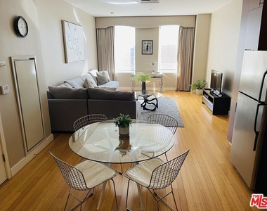 3810 Wilshire Boulevard - Photo Thumbnail 5