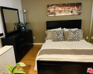 3810 Wilshire Boulevard - Photo Thumbnail 6