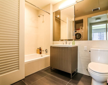 889 Francisco Street - Photo Thumbnail 2