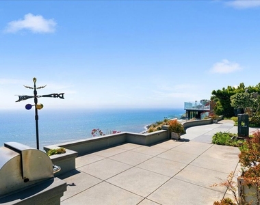 18244 Coastline Drive - Photo Thumbnail 23