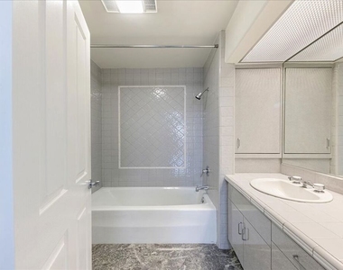 18244 Coastline Drive - Photo Thumbnail 20