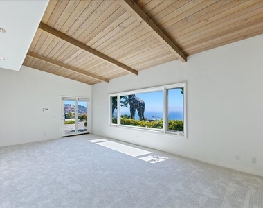 18244 Coastline Drive - Photo Thumbnail 4