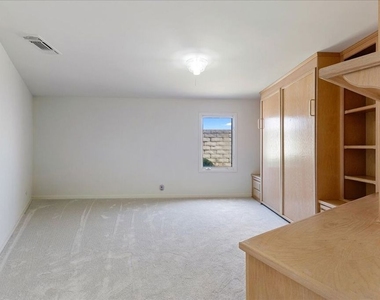 18244 Coastline Drive - Photo Thumbnail 19