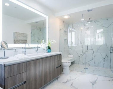 12045 Guerin Street - Photo Thumbnail 10