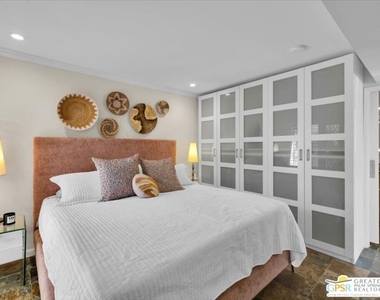 351 N Hermosa Drive - Photo Thumbnail 11