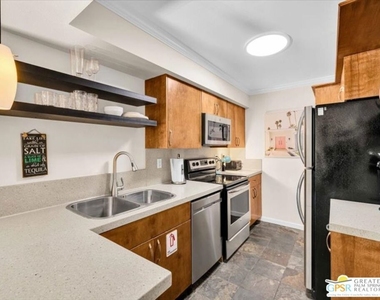 351 N Hermosa Drive - Photo Thumbnail 5