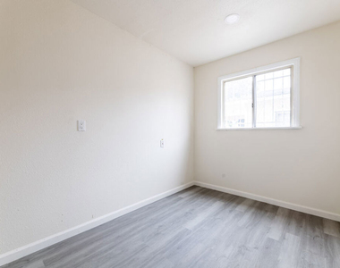 138 W 82nd Street - Photo Thumbnail 10