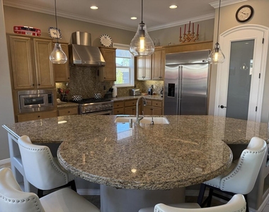 81450 Moonstone Court - Photo Thumbnail 6