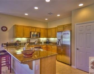 61595 Topaz Drive - Photo Thumbnail 7