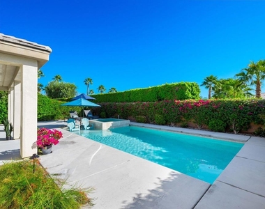 61726 Toro Canyon Way - Photo Thumbnail 28