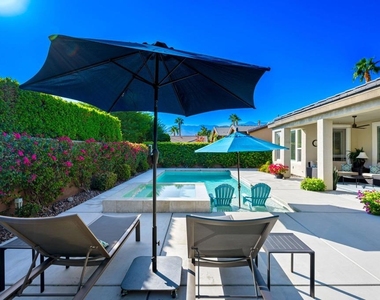 61726 Toro Canyon Way - Photo Thumbnail 23