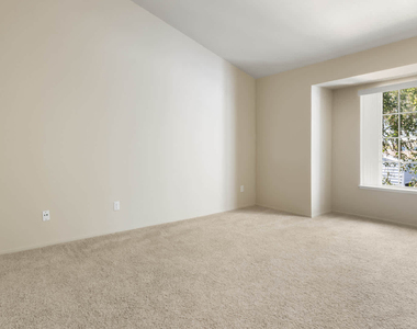 244 Rock Harbor Lane - Photo Thumbnail 23