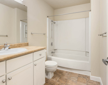 244 Rock Harbor Lane - Photo Thumbnail 19