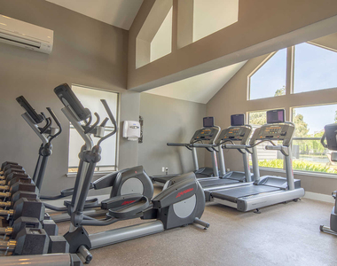244 Rock Harbor Lane - Photo Thumbnail 32