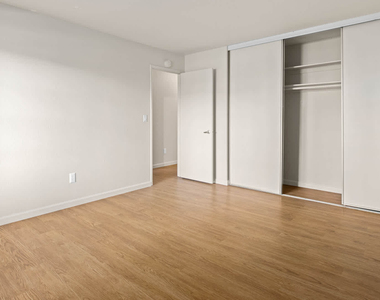 244 Rock Harbor Lane - Photo Thumbnail 22