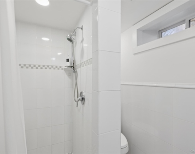 250 Oak Road - Photo Thumbnail 13