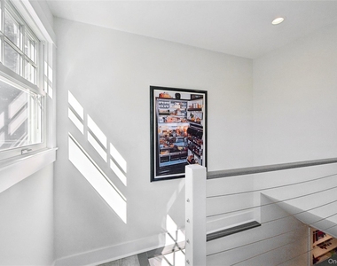 250 Oak Road - Photo Thumbnail 10