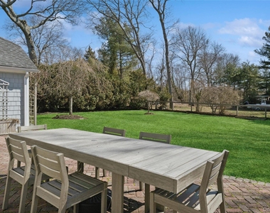 250 Oak Road - Photo Thumbnail 18