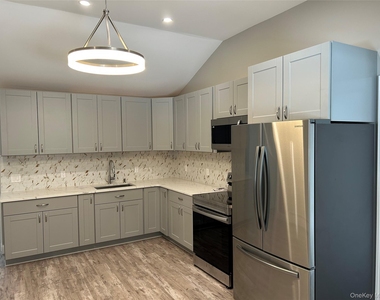 135 Gale Road - Photo Thumbnail 4