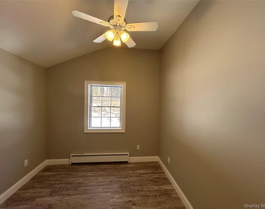 135 Gale Road - Photo Thumbnail 17