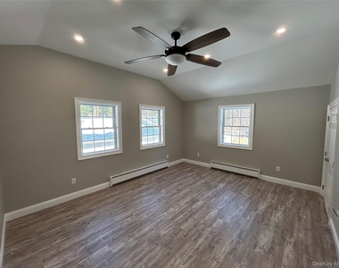 135 Gale Road - Photo Thumbnail 8