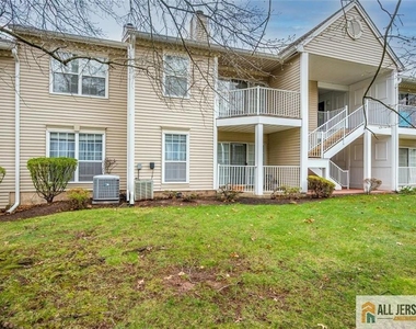 69 Amberly Court - Photo Thumbnail 18