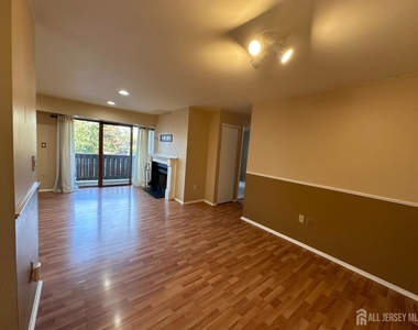 1006 Aspen Drive - Photo Thumbnail 13