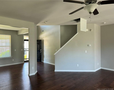 350 River Oak Street - Photo Thumbnail 4