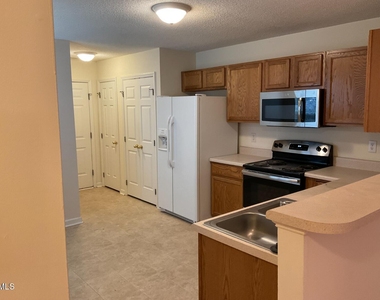 107 Higher Learning Drive - Photo Thumbnail 8
