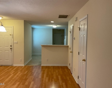 107 Higher Learning Drive - Photo Thumbnail 5