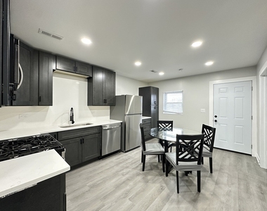 1937 W Grand Avenue - Photo Thumbnail 4