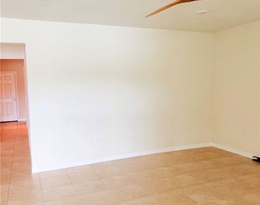 10754 Marlberry Way - Photo Thumbnail 7