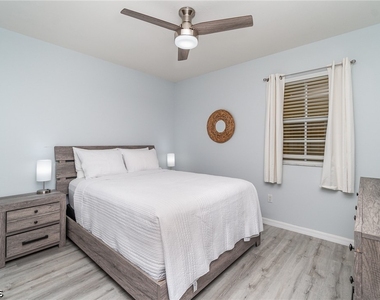1781 Four Mile Cove Parkway - Photo Thumbnail 15