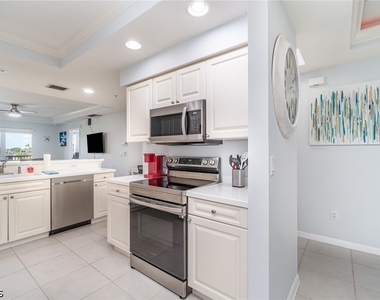 1781 Four Mile Cove Parkway - Photo Thumbnail 3